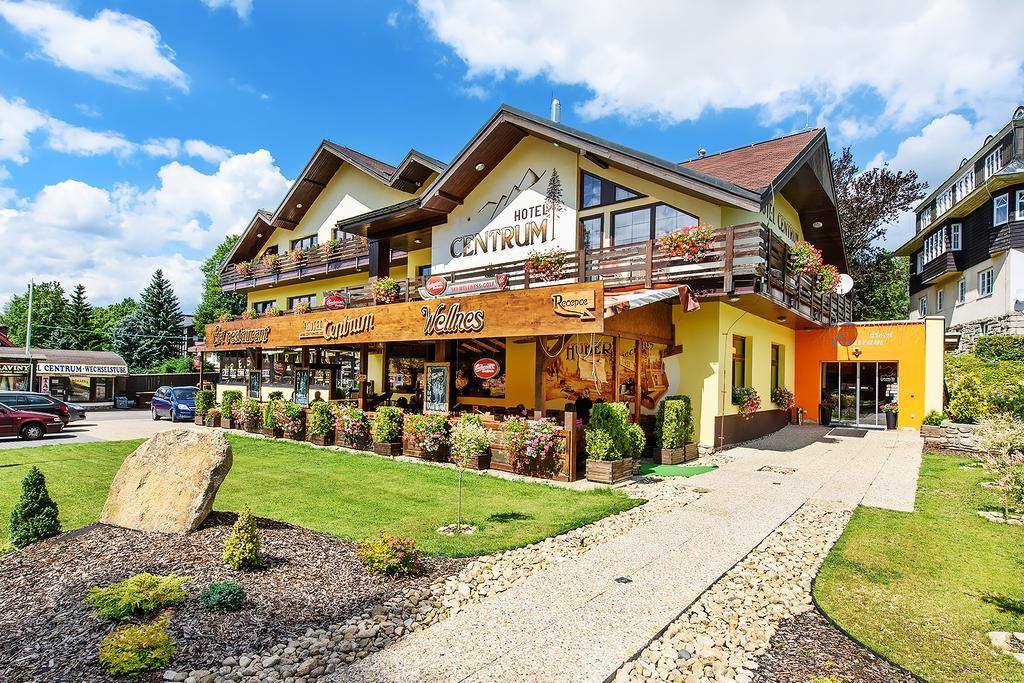 Hotel Centrum Harrachov Ngoại thất bức ảnh