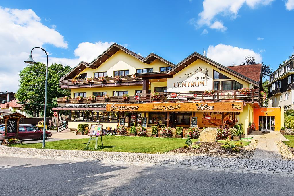 Hotel Centrum Harrachov Ngoại thất bức ảnh